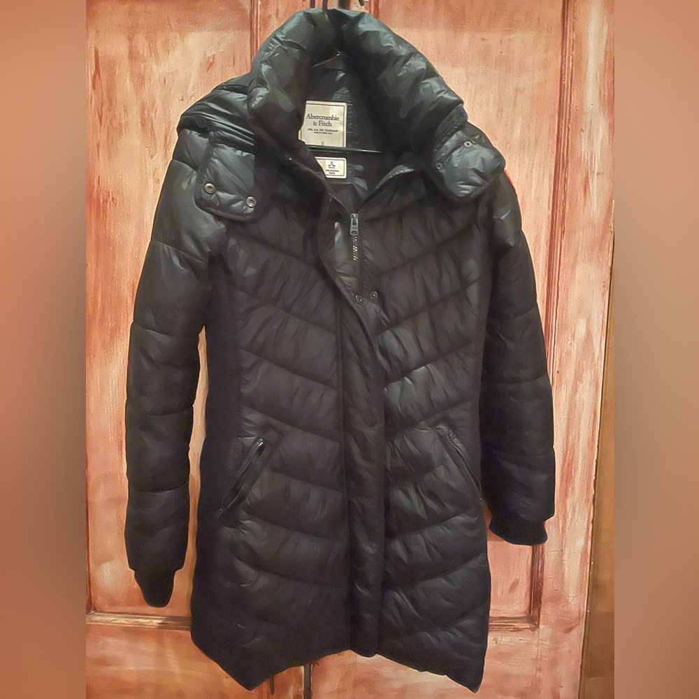 Abercrombie & Fitch long puffer coat with Canada Goose logo on shoulder